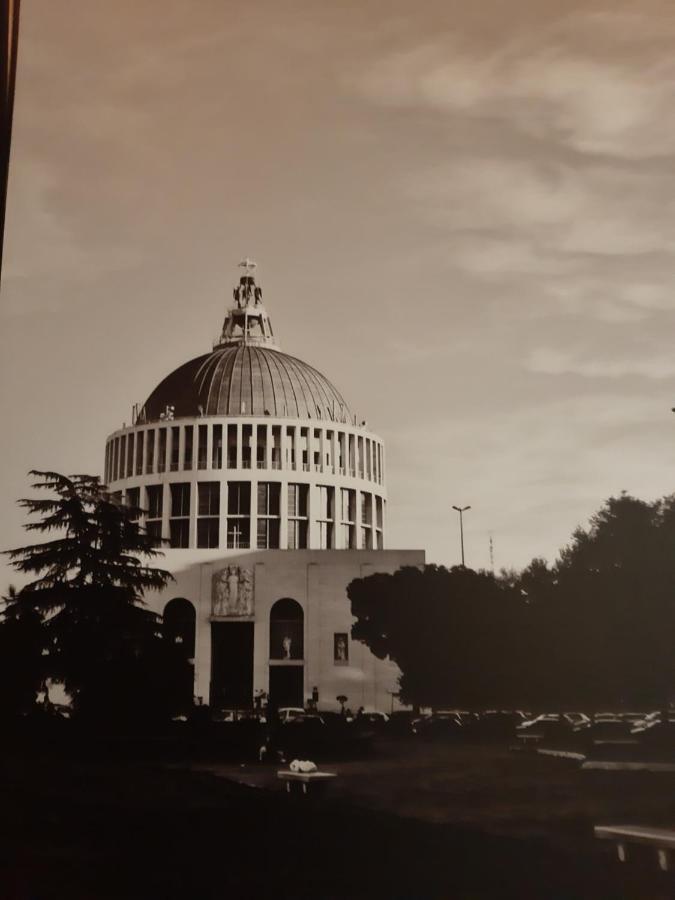 Ferienwohnung Roma Cinecitta Exterior foto